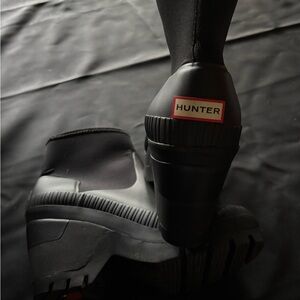 Hunter Women's Black Ankle Boots